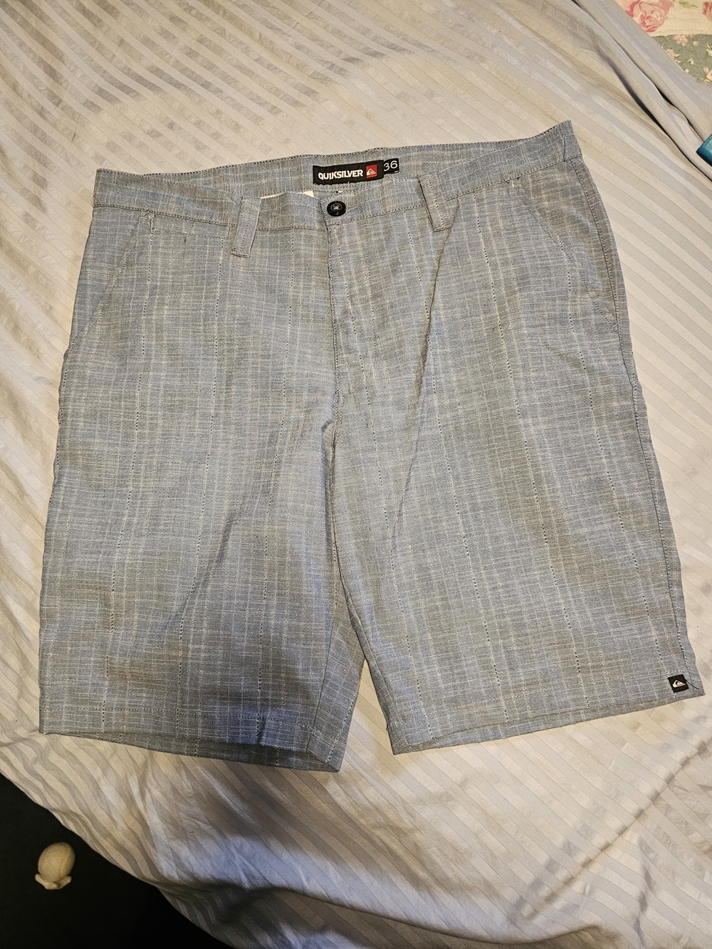 Quiksilver Men's Light Blue Chambray Shorts